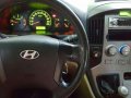 Hyundai Grand Starex VGT CRDI (Higher Variant)-8