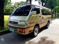 Toyota Hiace Super Custom Van 1kz 3.0-0