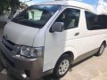 Toyota Hiace Grandia GL 2015 AT for sale-0