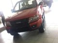 Isuzu Crosswind XL XT XUV Sportivo-11