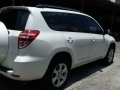 Toyota RAV4 2010 White for sale-1