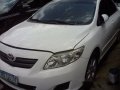 Daihatsu Altis 2009 White for sale-2