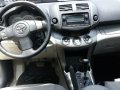 Toyota RAV4 2010 White for sale-4