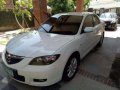 2009 Mazda 3 1.6 V AT White Sedan For Sale-1