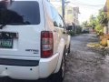 2012 dodge nitro very fresh first owned NOT JEEP COMMANDER EXPLORER-7