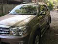 For sale Golden Toyota Fortuner 2011-2