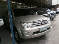 For sale Toyota Fortuner 2010-0