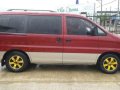 Hyundai Starex 2000 MT Red Van For Sale-3