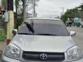 Toyota Rav4 2004 AT Silver SUV For Sale-0