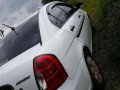 Hyundai Accent 2010 Diesel MT White For Sale-3