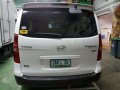 Hyundai Grand Starex Gold Van for sale-1