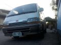 Toyota Hiace 2003 AT White Van For Sale-0