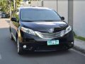 2011 Toyota Sienna Full Options AT (Price Down)-0