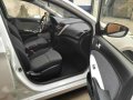 Hyundai accent cvvt gas automatic top of the line 2011-3