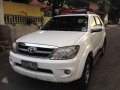 Toyota Fortuner G 2006 AT White For Sale-0
