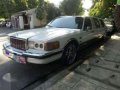 Rush Sale!!! Ford Lincoln Town Car Stretched Limousine-0