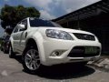 2011 Ford Escape XLT Bnew Condition for sale -0