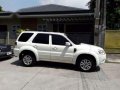 2011 Ford Escape XLT Bnew Condition for sale -3