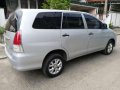 Toyota Innova 2011 E AT Silver For Sale -5