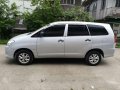 Toyota Innova 2011 E AT Silver For Sale -1