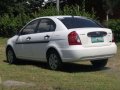 2010 Hyundai Accent Manual White For Sale-1