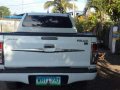 Toyota Hilux 4x4 2013 like new for sale -2