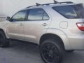 TOYOTA FORTUNER 06MDL like new for sale-2