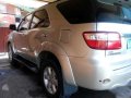 Toyota Fortuner 4x4 3.0V AT Silver For Sale-3