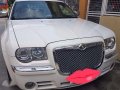 Chrysler 300c Matic White Sedan For Sale-0