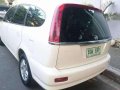 02 Honda stream hatchback white for sale -3