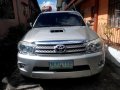 Toyota Fortuner 4x4 3.0V AT Silver For Sale-0