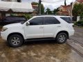 2006 Toyota Fortuner SUV white for sale -0