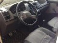 2000 GL Mitsubishi Adventure-5