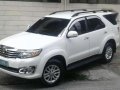 2012 Toyota Fortuner G Dsl AT White For Sale -9