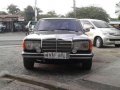 Mercedez Benz 230 MT Black Sedan For Sale-4