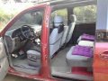 Kia Carnival 2007 RED for sale-3