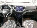 Hyundai Tucson 2.0 with free 10 inch monitor keyless back up sensor-1