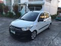 Hyundai i10 2012 White for sale-1