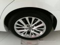 Toyota Camry 2017 White for sale-6