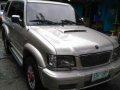 isuzu trooper 2003-1