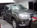 Hilux 2.8G 4X4 Manual Gray Toyota 8000kms-1