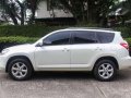 RAV4 2010 Toyota 4x4 Loaded AT-9