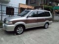 Toyota Revo 2002 manual-2