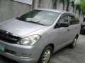 2005 toyota innova j-1