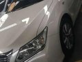 2015 Toyota Camry 2.5V Pearl White for sale -5