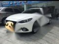 Mazda 3 Speed Hatchback Skyactiv 2.0 R-1