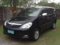 Toyota innova G 2011-0