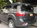 2016 izuzu mux manual disel four by two drive for sale -1