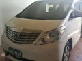 Toyota alphard 2011-0