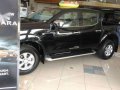 2017 Nissan NP300 EL Calibre 4x2 AT 163k all in or 20k monthly-6